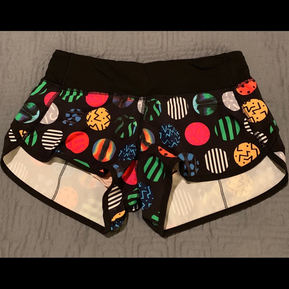 EUC Sz 4 Lululemon Seawheeze Speed Shorts
